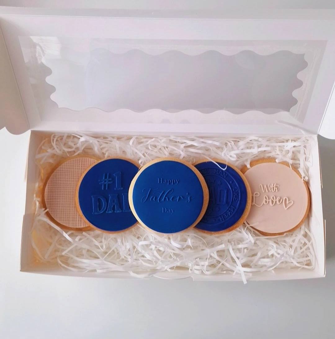 Blue Father's Day biscuit gift box
